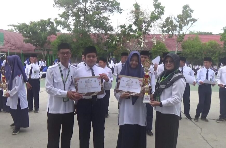 Siswa MTsN 2 HSU Sukses Raih Juara 2 dan Harapan 1 dalam Lomba Tahfiz Qur’an Juz 30 di SMA IUNS