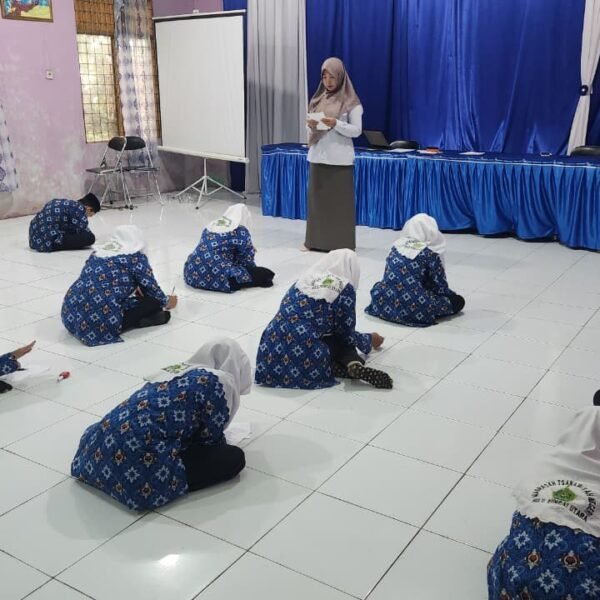 Jaring Siswa Berprestasi, MTsN 5 HSU Adakan Seleksi Menuju OSN-K