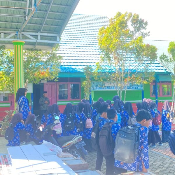 Jelang Pelaksanaan TKA, Kepala MTsN 3 HSU Imbau Siswa Siapkan Diri Maksimal Demi Sukses Ujian